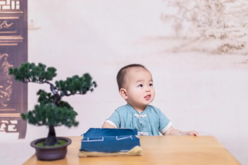 祁阳宝宝喊肚子疼怎么回事